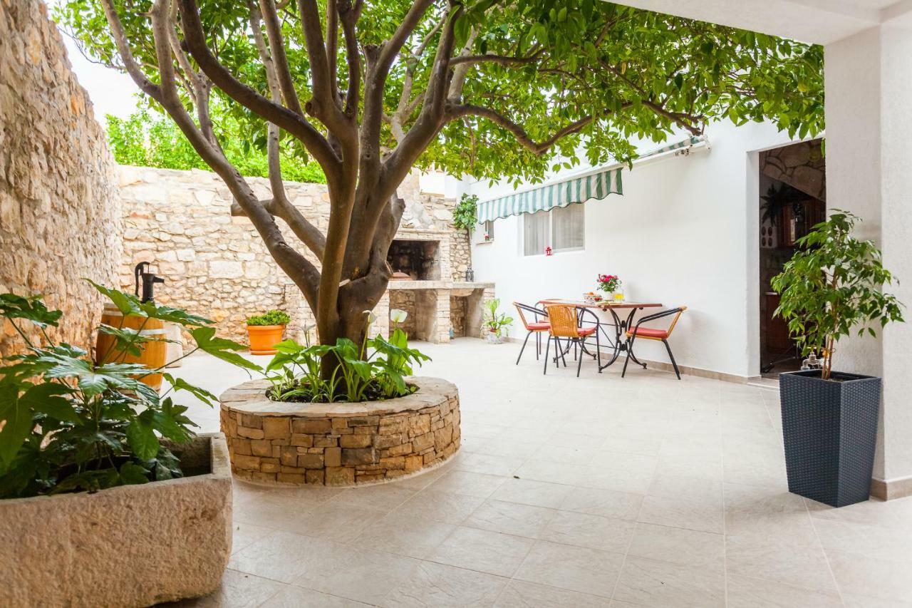 Guest House Mara Vela Luka Luaran gambar