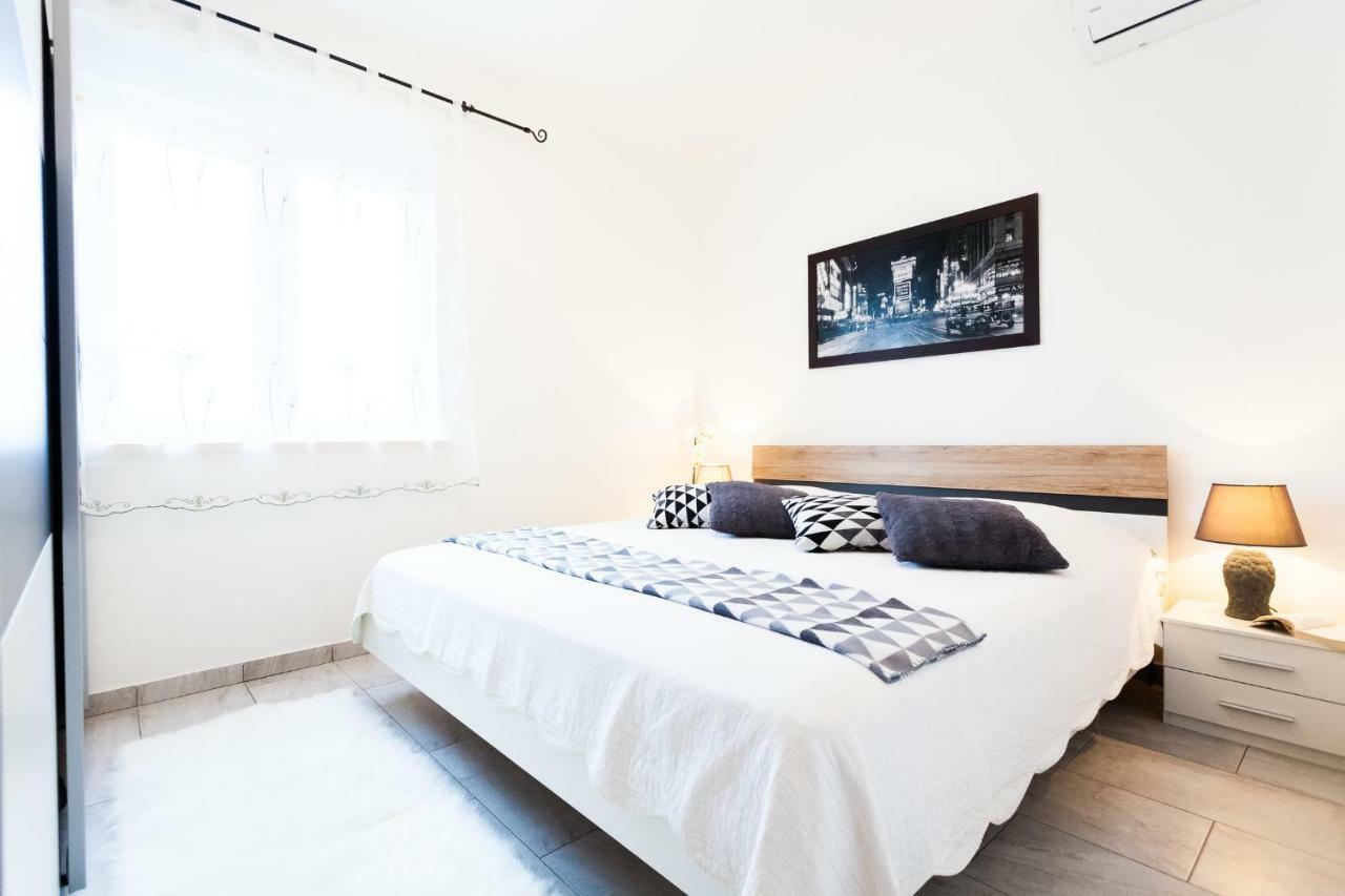 Guest House Mara Vela Luka Luaran gambar
